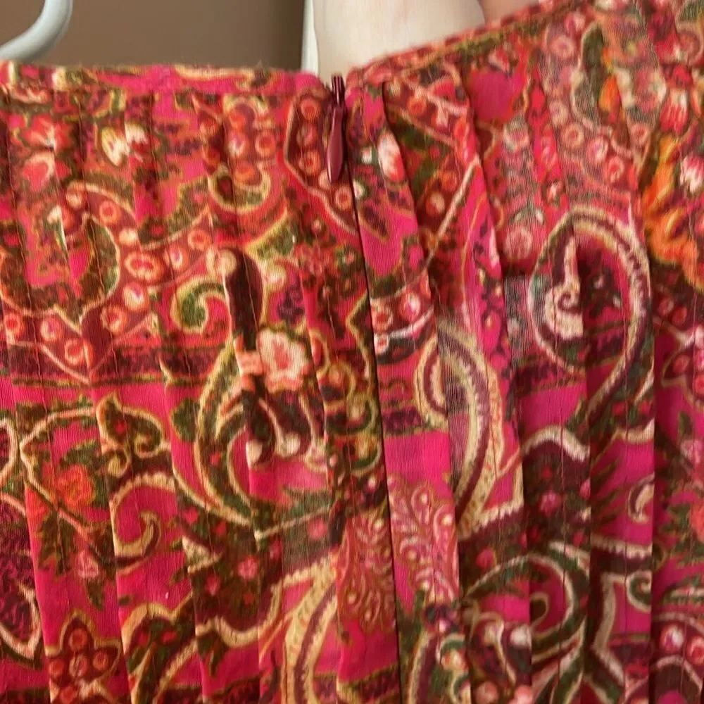 Julia Jordan. Pasiley Dress. Size 4 NWT - Picture 8 of 9